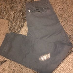 Men’s Grey Levi’s pants